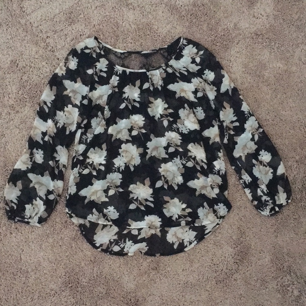 Blu Pepper Flower Top